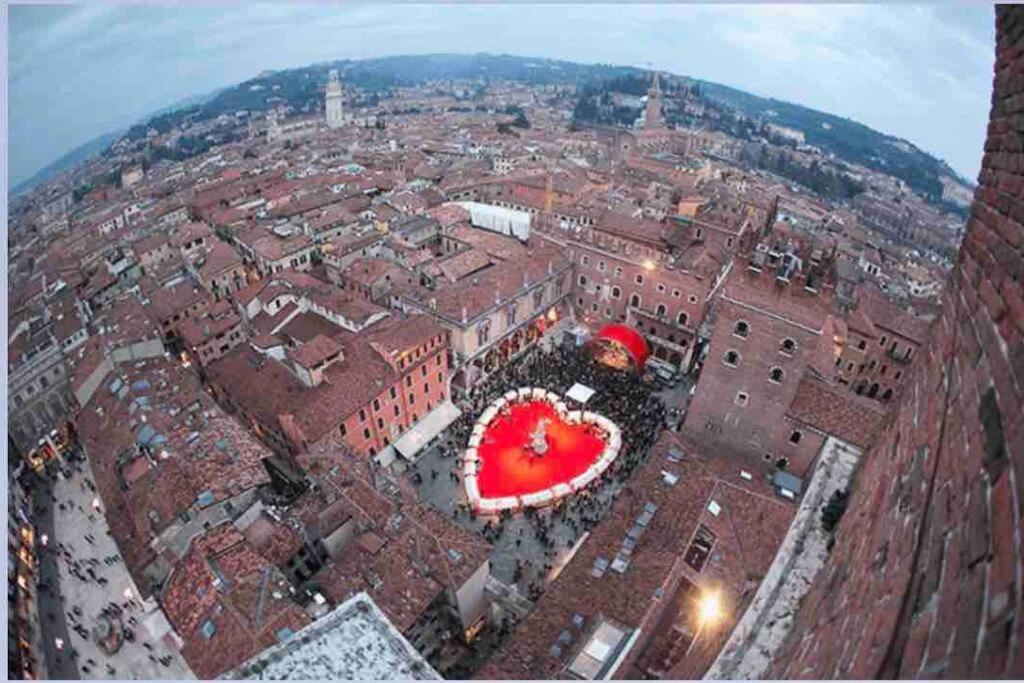 Ferienwohnung San Bernardino Monolocale Con Balcone Verona Exterior foto