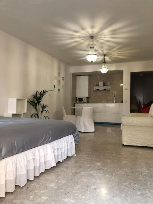 Ferienwohnung San Bernardino Monolocale Con Balcone Verona Exterior foto