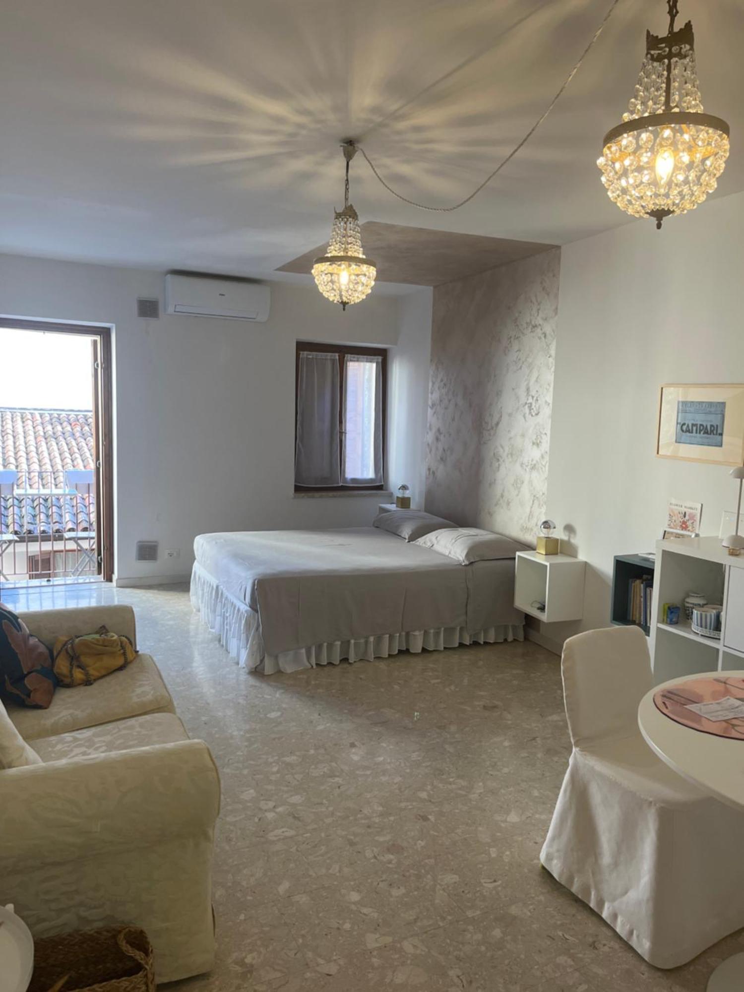 Ferienwohnung San Bernardino Monolocale Con Balcone Verona Exterior foto